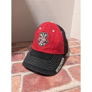 Wisconsin Badgers Baseball Cap Fan Favorite Adjustable Embroidered Logo Hat Red